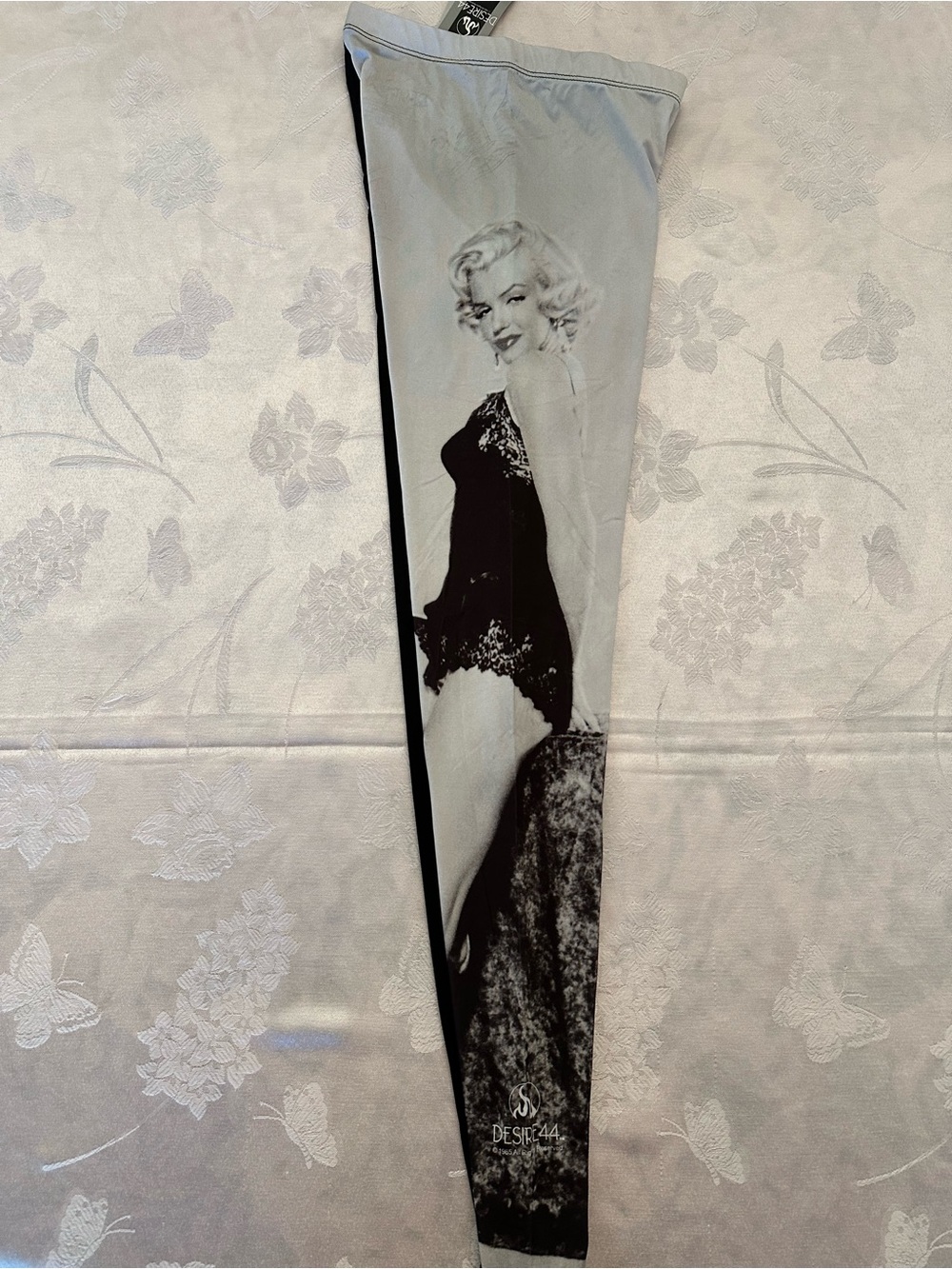 NWT DeSire44 Marilyn Monroe Graphic Photo Leggings Black White S/M